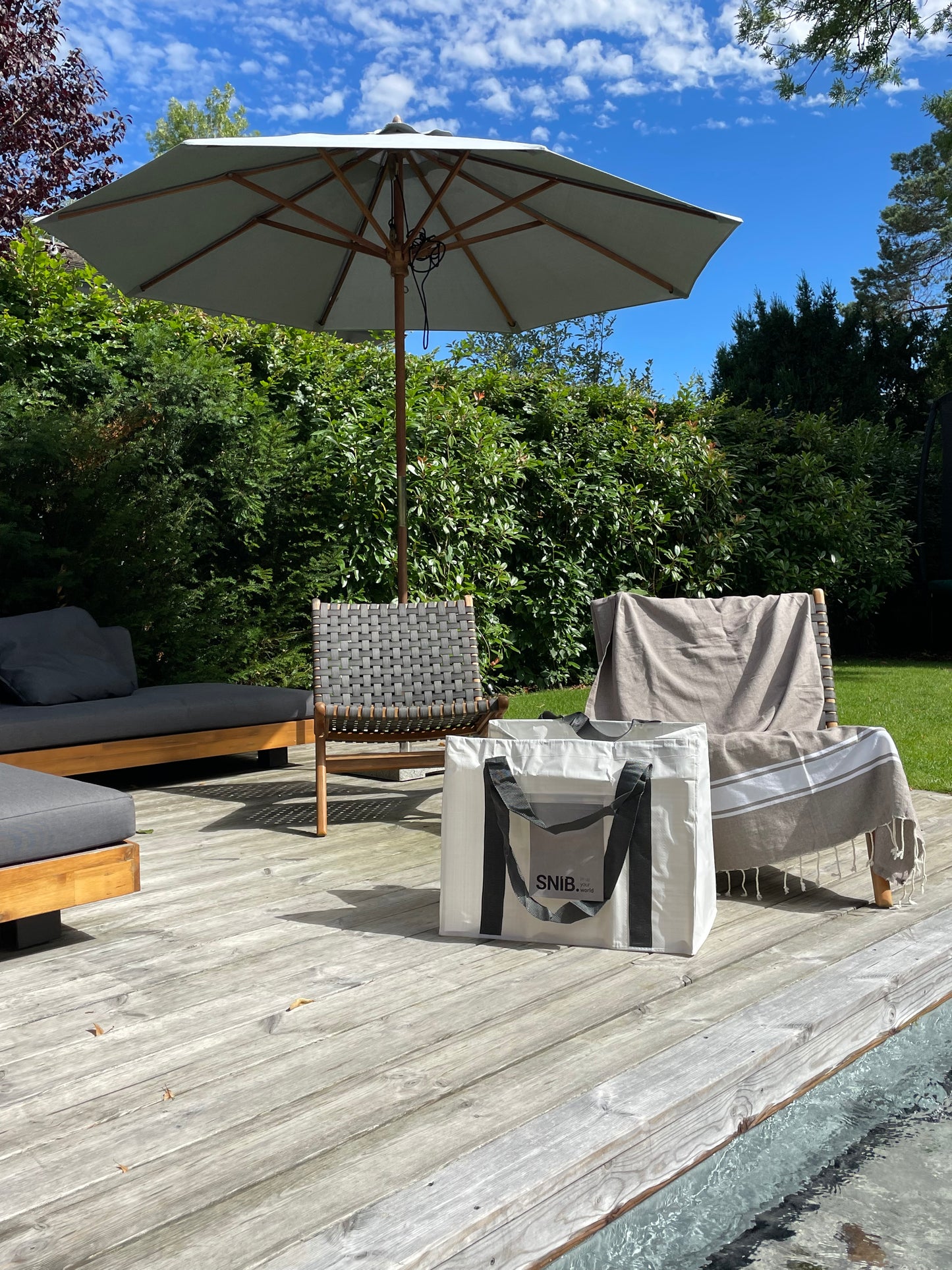 STRANDLIV x SNIB Fouta Taupe und ClassicBAG Simply White